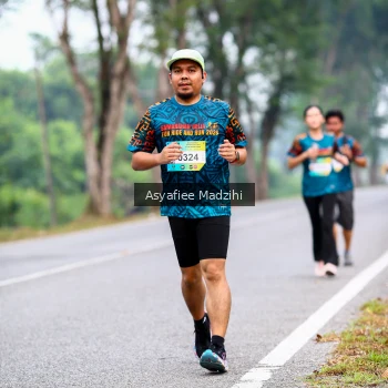 Runner Photo 3823405