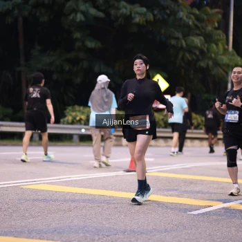 Runner Photo 3823463