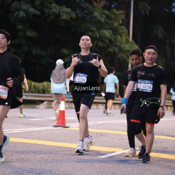Runner Photo 3823559