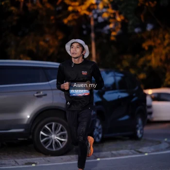 Runner Photo 3823578