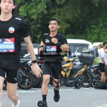 Runner Photo 3823622