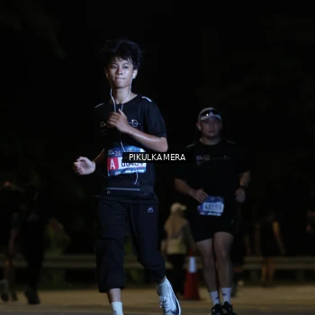 Runner Photo 3823632