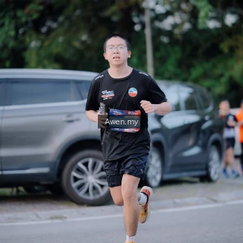 Runner Photo 3823669