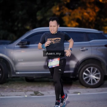 Runner Photo 3823677