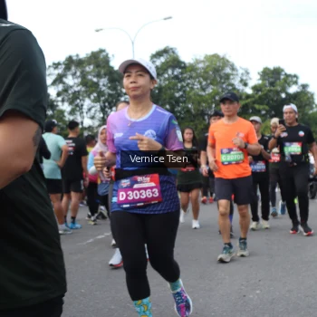 Runner Photo 3823725