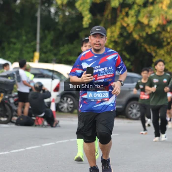 Runner Photo 3823737