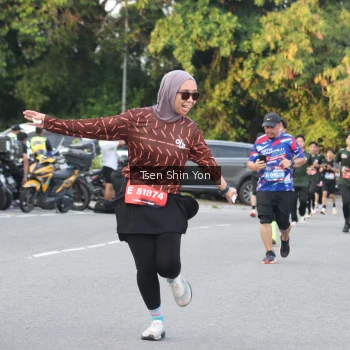 Runner Photo 3823761