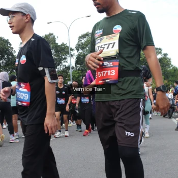 Runner Photo 3823771