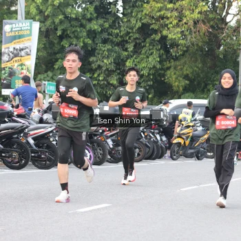 Runner Photo 3823788