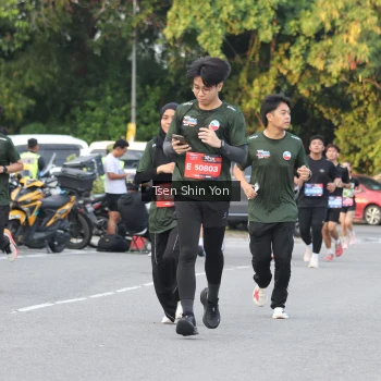 Runner Photo 3823798