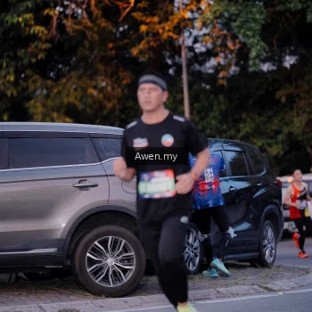 Runner Photo 3823801
