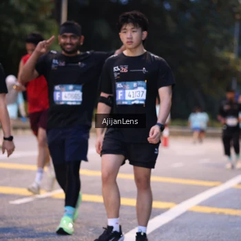 Runner Photo 3823805