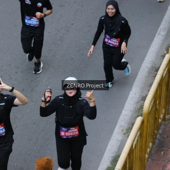Runner Photo 3823834