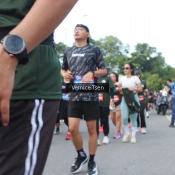 Runner Photo 3823869