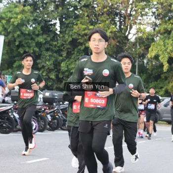 Runner Photo 3823872
