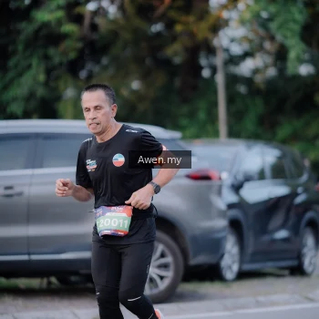 Runner Photo 3823963