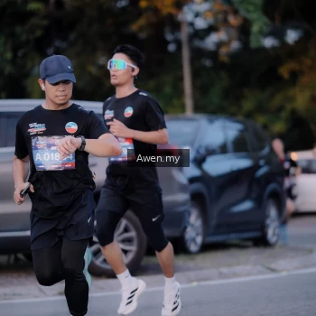 Runner Photo 3823973