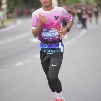 Runner Photo 3823991