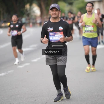 Runner Photo 3824123