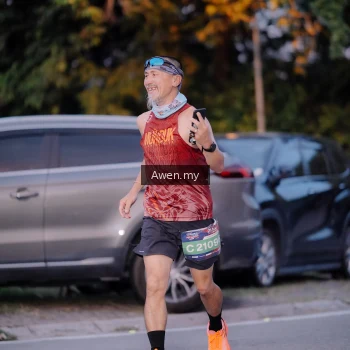 Runner Photo 3824359
