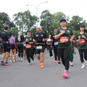 Runner Photo 3824370