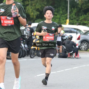 Runner Photo 3824444