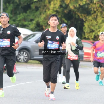 Runner Photo 3824487