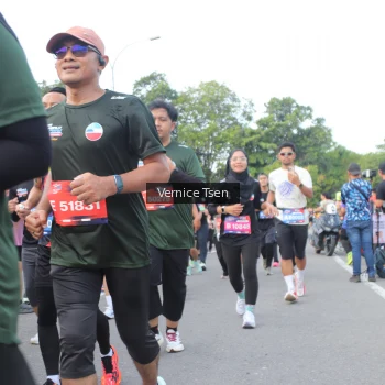 Runner Photo 3824516