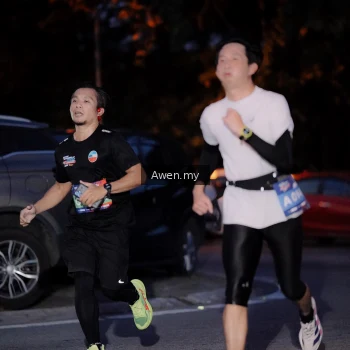 Runner Photo 3824536
