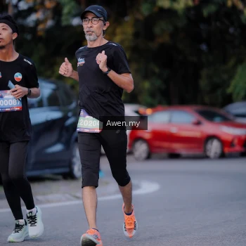 Runner Photo 3824555