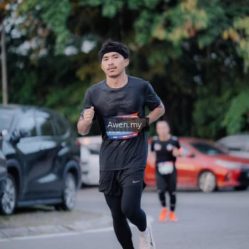 Runner Photo 3824606