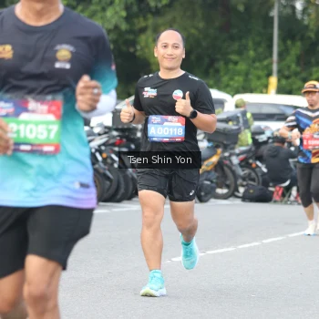 Runner Photo 3824631