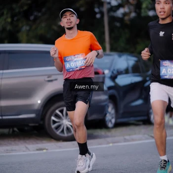 Runner Photo 3824643