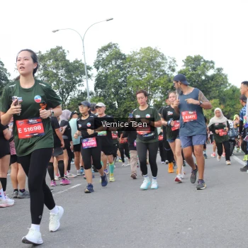 Runner Photo 3824644