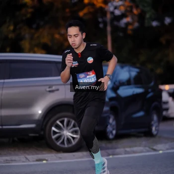 Runner Photo 3824678