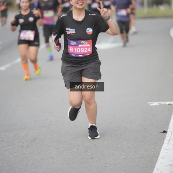 Runner Photo 3824724