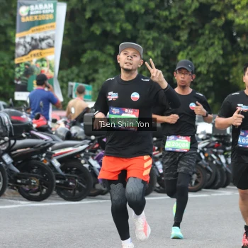 Runner Photo 3824729