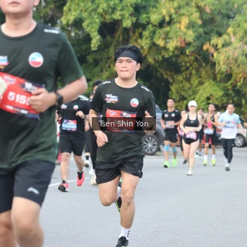 Runner Photo 3824730