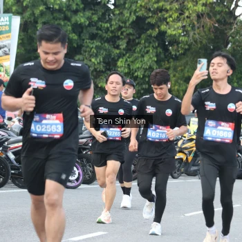 Runner Photo 3824805