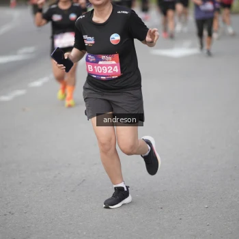 Runner Photo 3824845