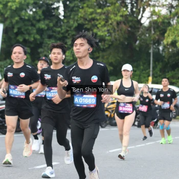 Runner Photo 3824851