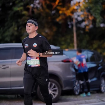 Runner Photo 3824981