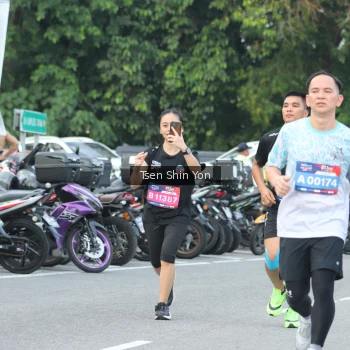 Runner Photo 3825008