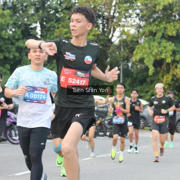 Runner Photo 3825077