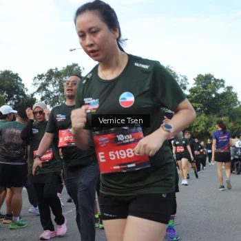 Runner Photo 3825088