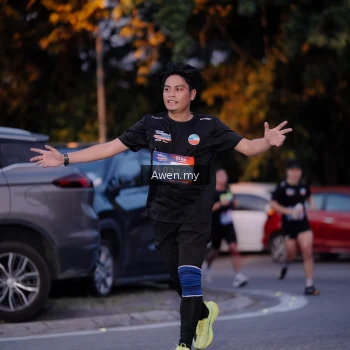 Runner Photo 3825136