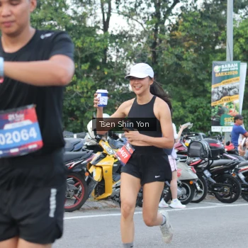 Runner Photo 3825141