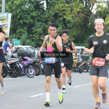Runner Photo 3825152