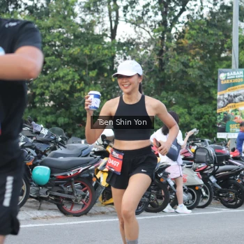 Runner Photo 3825162