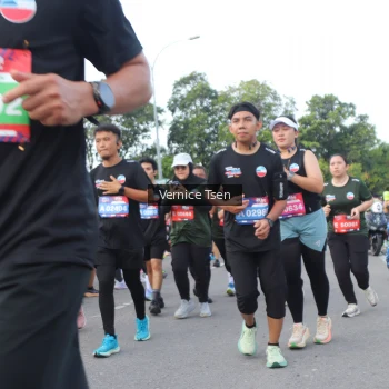 Runner Photo 3825196
